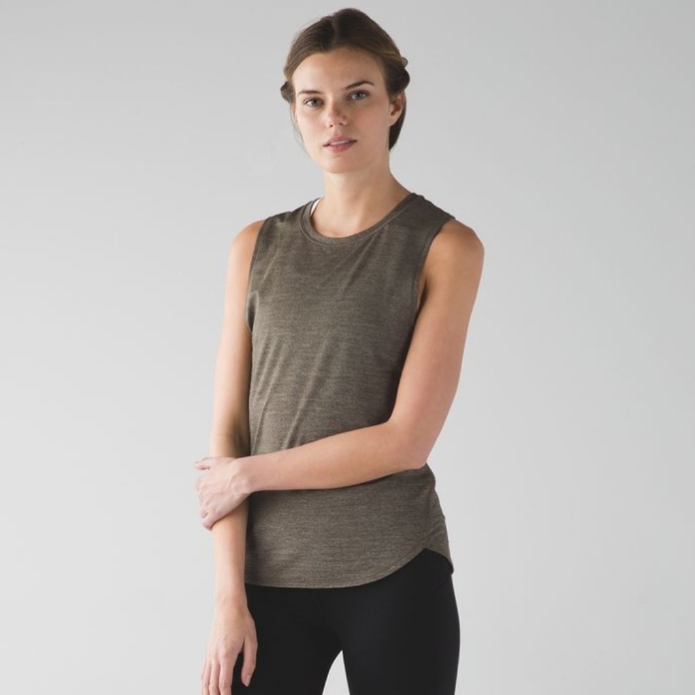 Womens Lululemon In A Cinch Heathered Olive Tank Size 4